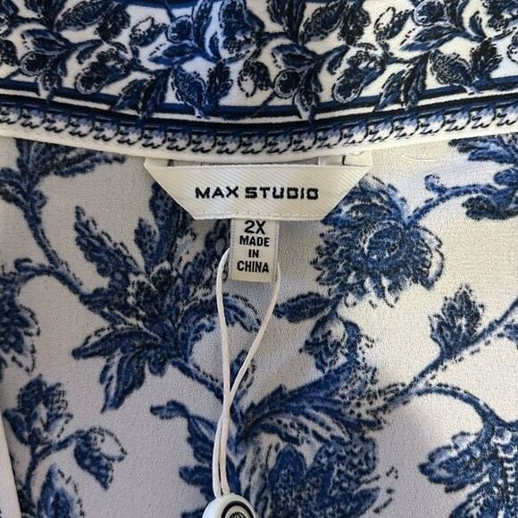 Max Studio Blue & White Floral Kimono Women’s Size 2X NWT - Picture 2 of 13